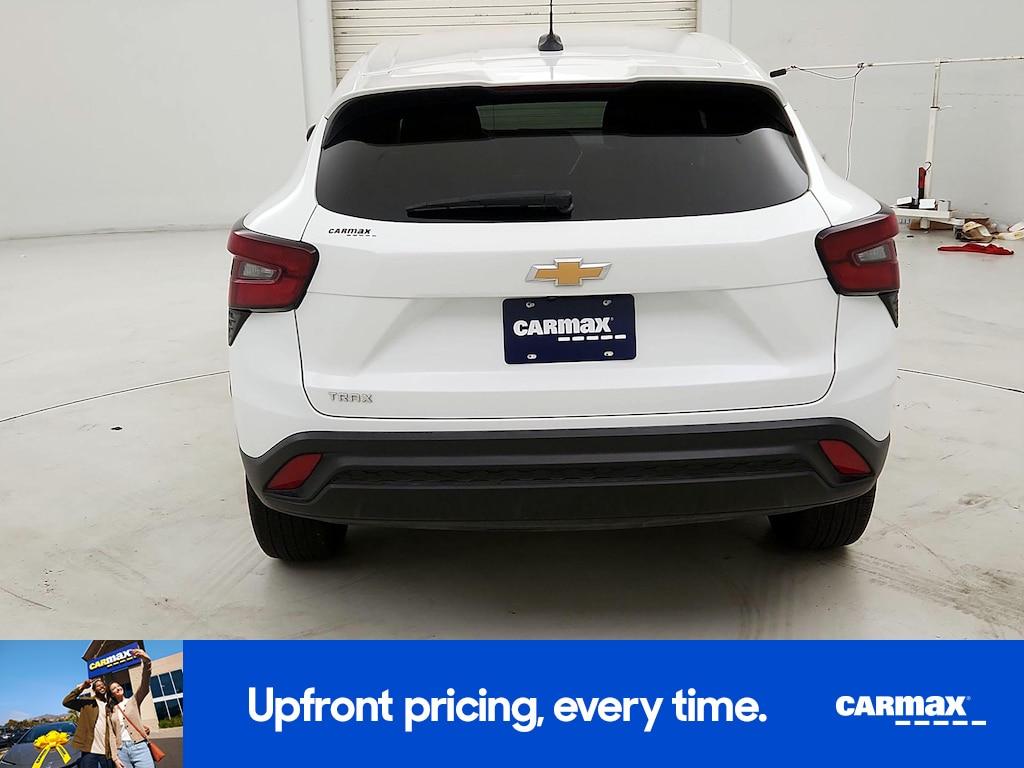 used 2024 Chevrolet Trax car, priced at $20,998