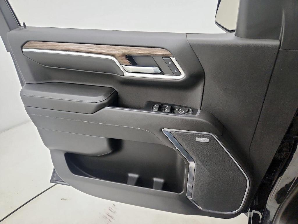 used 2022 Chevrolet Silverado 1500 car, priced at $45,998