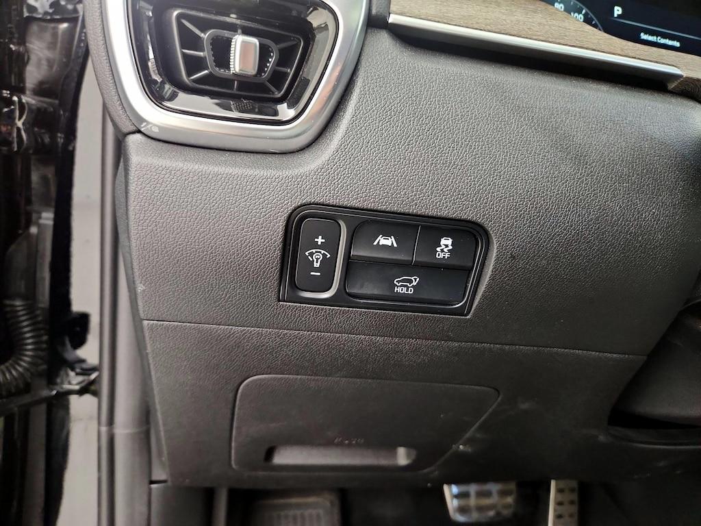used 2023 Kia Sorento car, priced at $35,998
