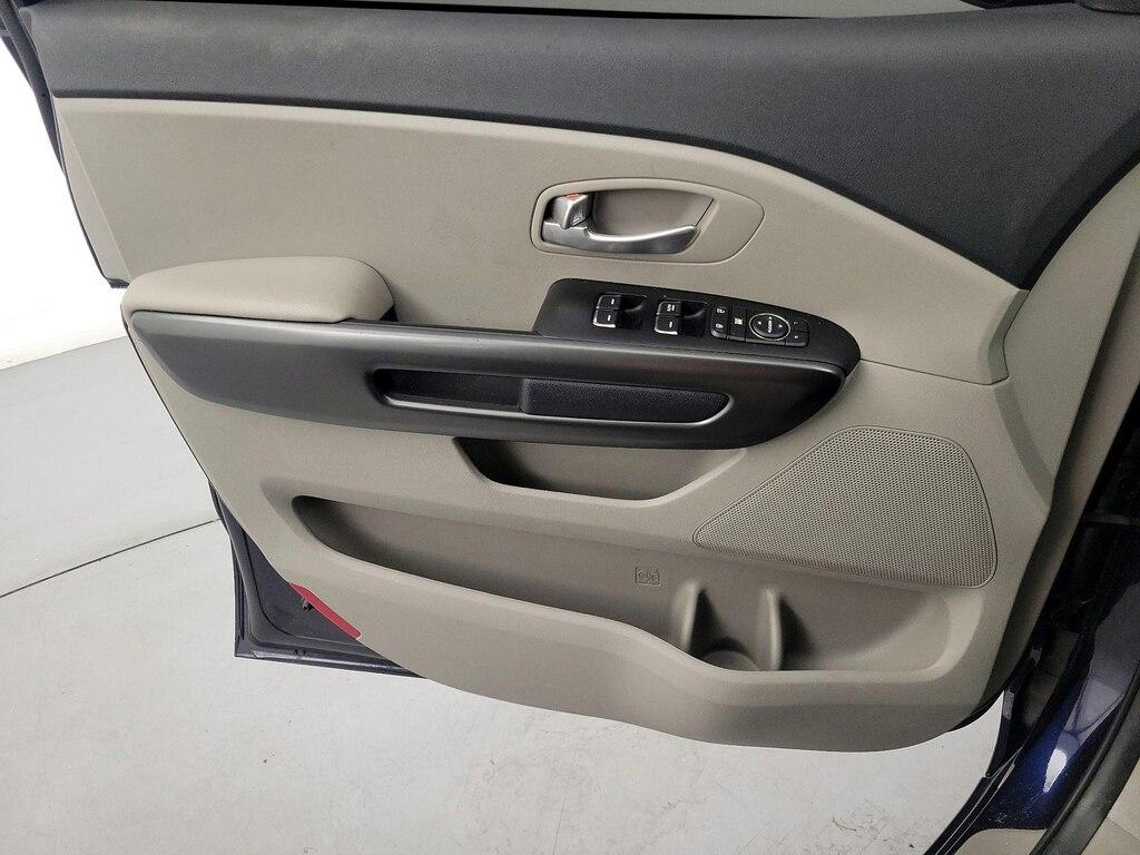 used 2021 Kia Sedona car, priced at $24,998