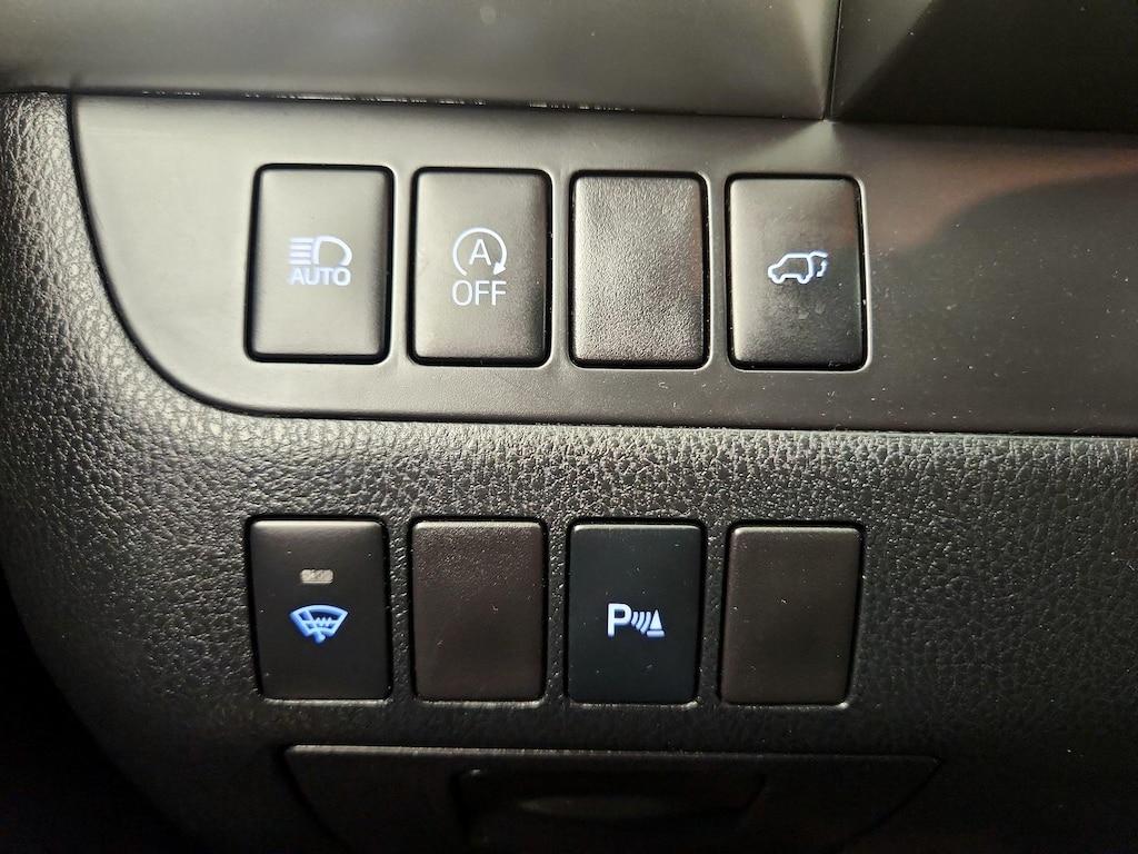 used 2017 Toyota Highlander car, priced at $21,998