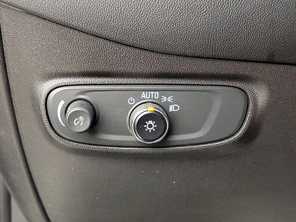 used 2023 Chevrolet Equinox car, priced at $19,998