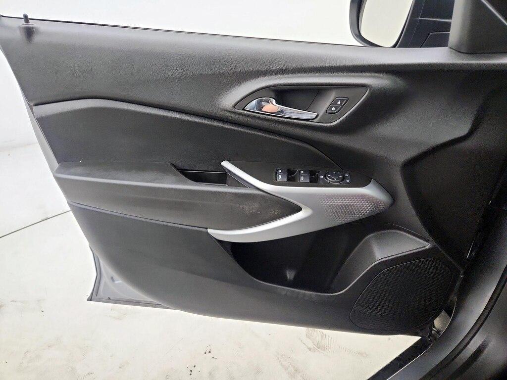 used 2024 Chevrolet Trax car, priced at $20,998