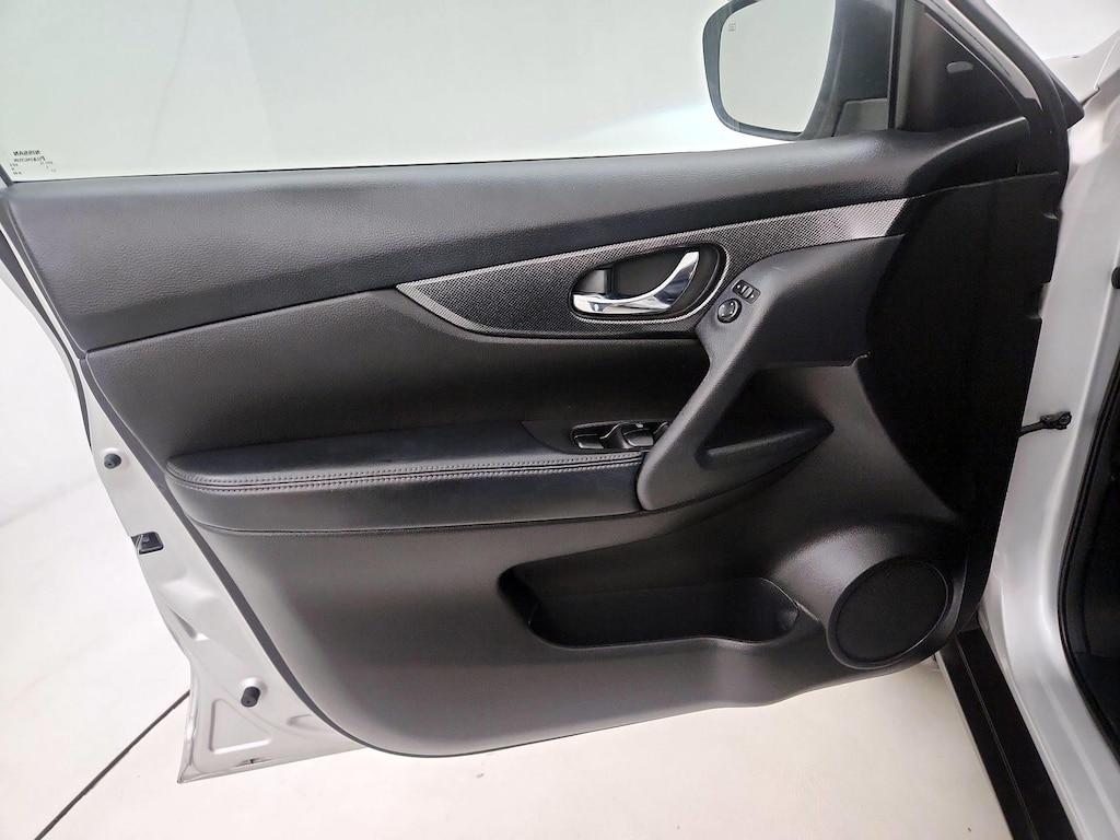 used 2014 Nissan Rogue car, priced at $13,998