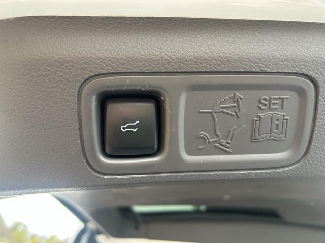 used 2020 Ford Expedition car, priced at $25,990