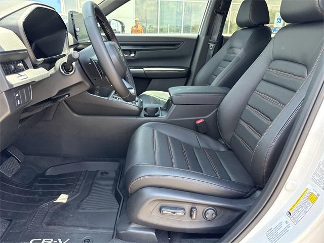 new 2025 Honda CR-V Hybrid car, priced at $38,003