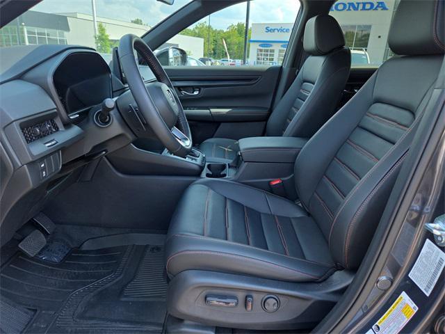 used 2025 Honda CR-V Hybrid car, priced at $38,016