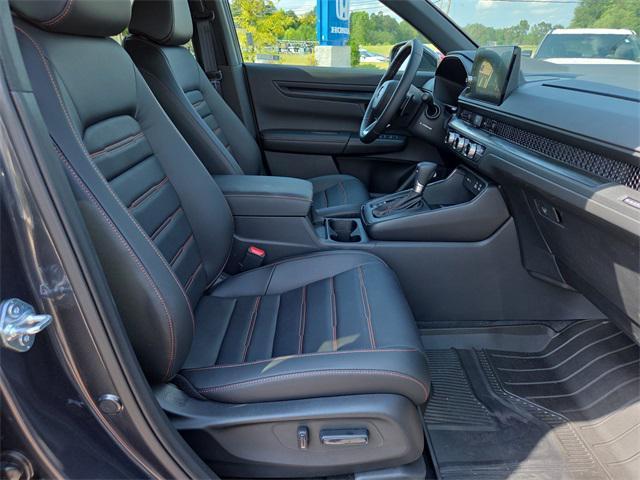 used 2025 Honda CR-V Hybrid car, priced at $38,016