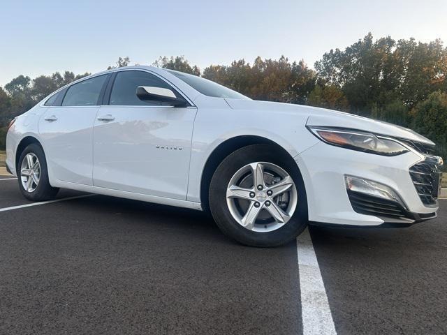 used 2023 Chevrolet Malibu car, priced at $20,990