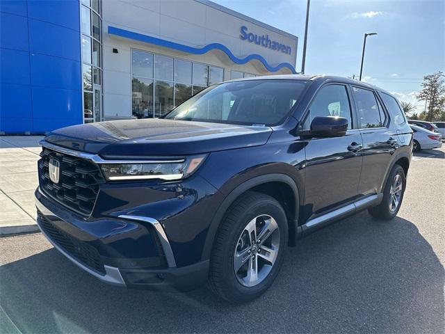 new 2025 Honda Pilot car, priced at $44,878