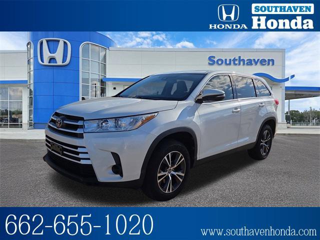 used 2019 Toyota Highlander car, priced at $17,497