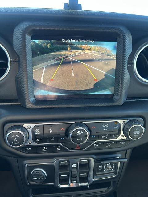 used 2020 Jeep Wrangler Unlimited car, priced at $27,445