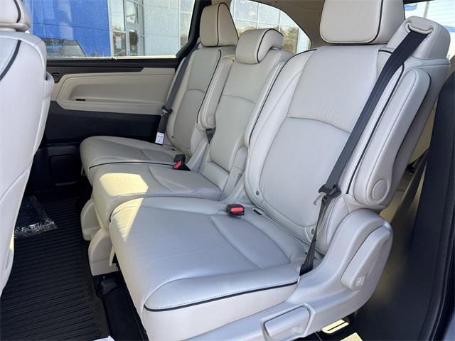 new 2025 Honda Odyssey car, priced at $47,008