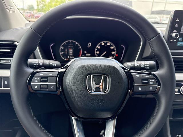 new 2025 Honda Pilot car, priced at $48,383