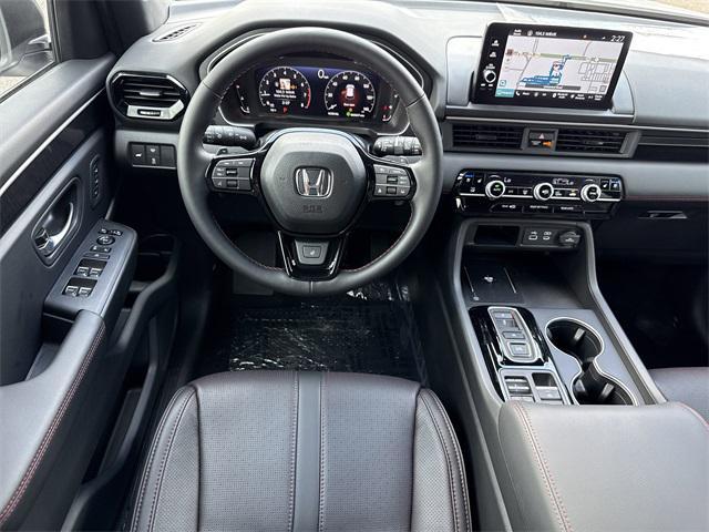new 2025 Honda Pilot car, priced at $55,188