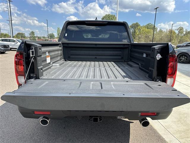 new 2025 Honda Ridgeline car, priced at $39,913