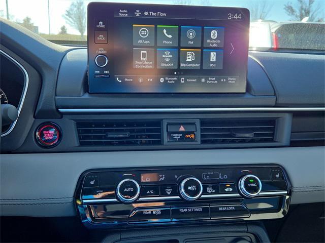 new 2025 Honda Pilot car, priced at $41,733