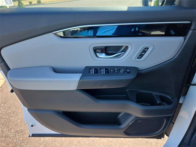 new 2025 Honda Pilot car, priced at $41,733