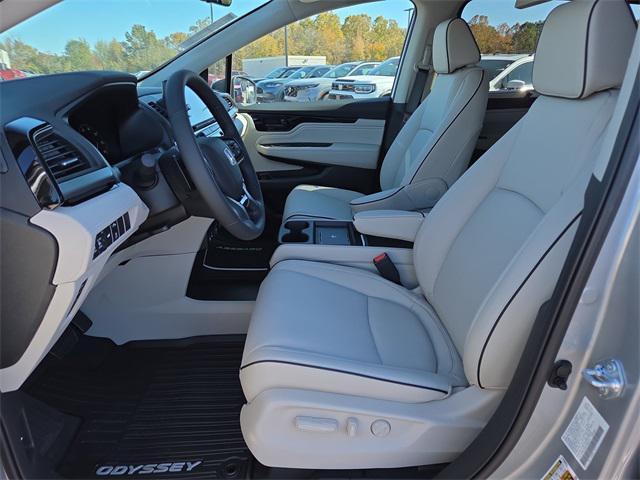 new 2026 Honda Odyssey car, priced at $48,990