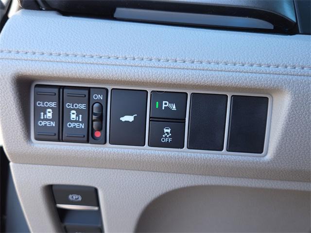 new 2026 Honda Odyssey car, priced at $48,990