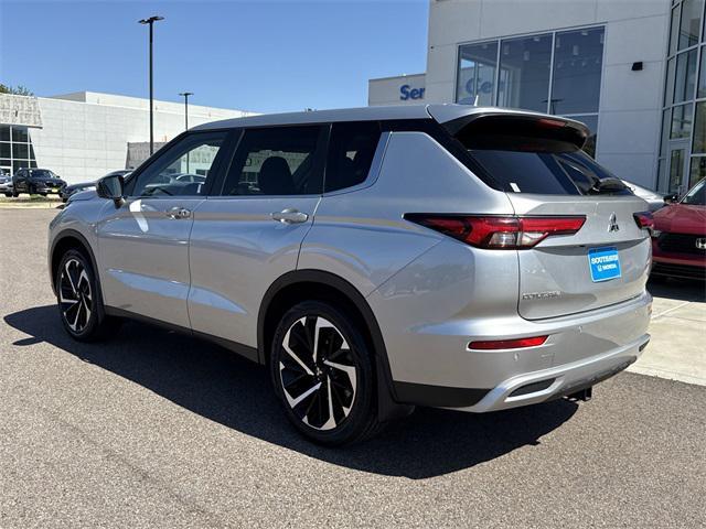 used 2022 Mitsubishi Outlander car, priced at $25,897
