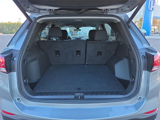 used 2023 Chevrolet Equinox car, priced at $22,290