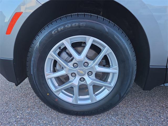 used 2023 Chevrolet Equinox car, priced at $22,290