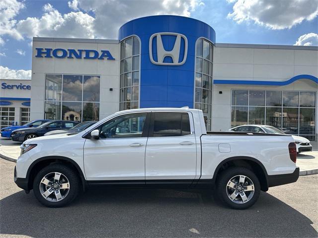 new 2025 Honda Ridgeline car, priced at $42,392