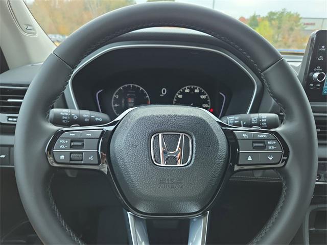 new 2025 Honda Pilot car, priced at $47,833