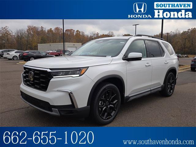new 2025 Honda Pilot car, priced at $47,933