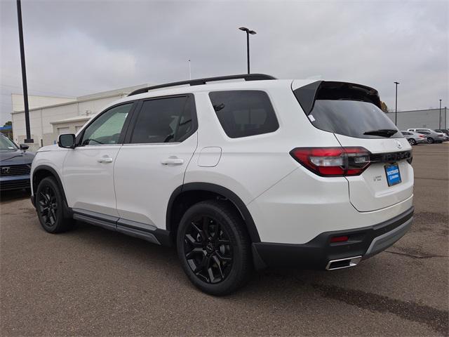 new 2025 Honda Pilot car, priced at $47,933