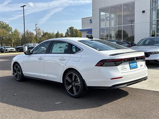 new 2025 Honda Accord Hybrid car, priced at $35,205