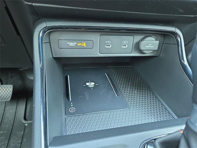 new 2026 Honda CR-V Hybrid car, priced at $40,250