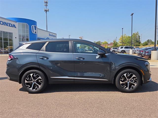 used 2024 Kia Sportage car, priced at $25,990