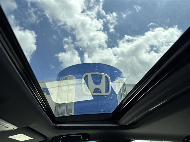 new 2025 Honda Civic Hybrid car, priced at $33,555
