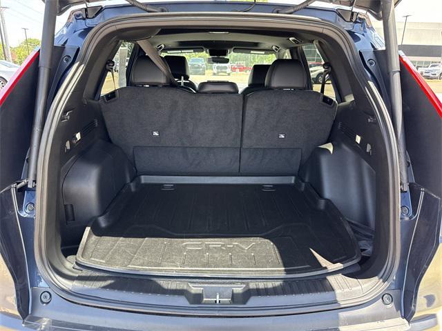 used 2025 Honda CR-V Hybrid car, priced at $36,997