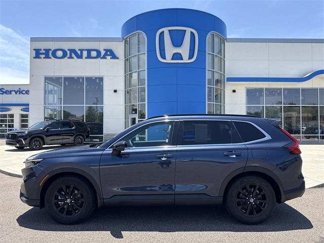 used 2025 Honda CR-V Hybrid car, priced at $36,997