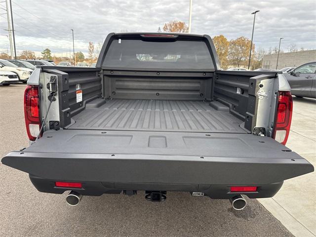 new 2025 Honda Ridgeline car, priced at $40,798