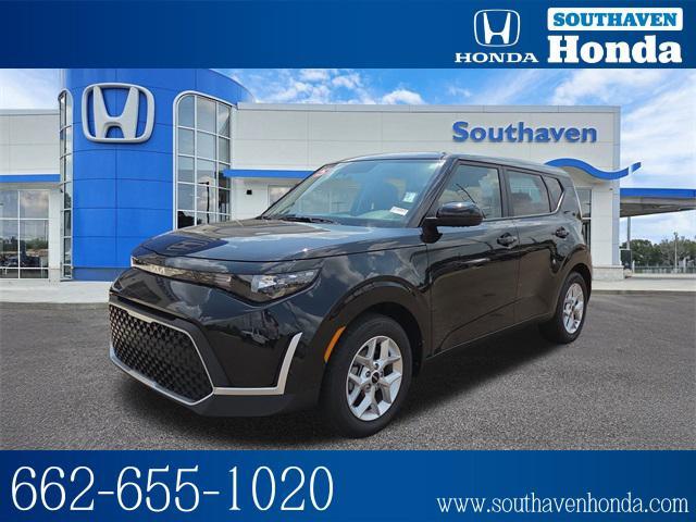 used 2025 Kia Soul car, priced at $20,787