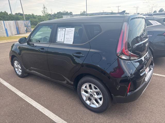 used 2025 Kia Soul car, priced at $24,997