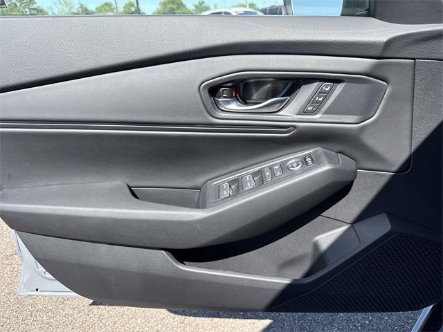 new 2025 Honda Accord Hybrid car, priced at $34,704