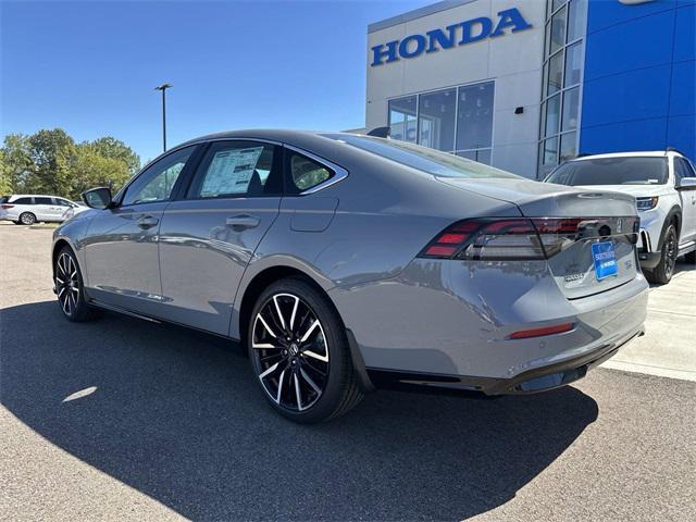 new 2024 Honda Accord Hybrid car, priced at $39,443