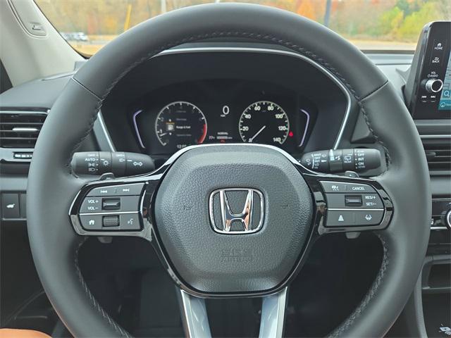 new 2025 Honda Pilot car, priced at $47,833