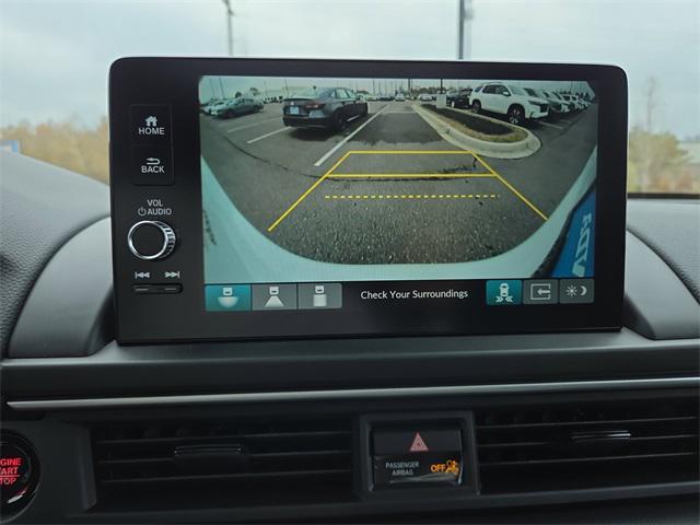 new 2025 Honda Pilot car, priced at $47,833