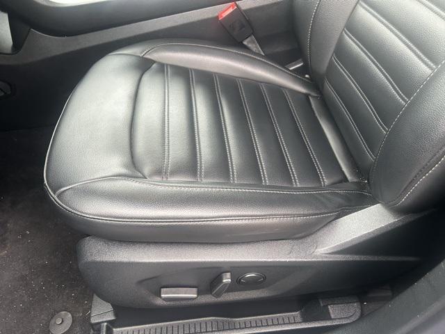 used 2021 Ford Edge car, priced at $21,990