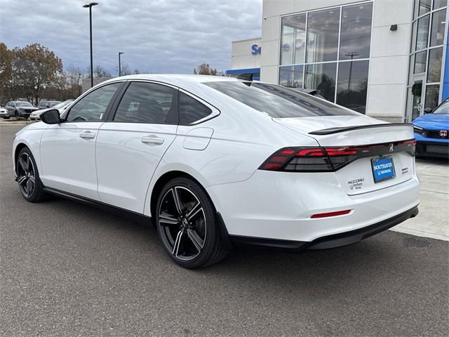 new 2025 Honda Accord Hybrid car, priced at $34,208