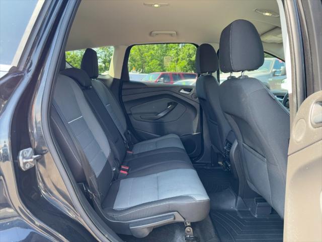 used 2013 Ford Escape car, priced at $3,900