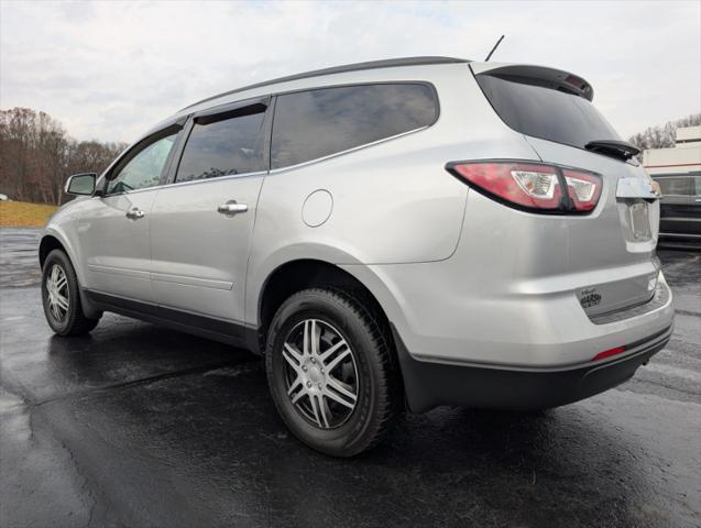 used 2015 Chevrolet Traverse car, priced at $7,900