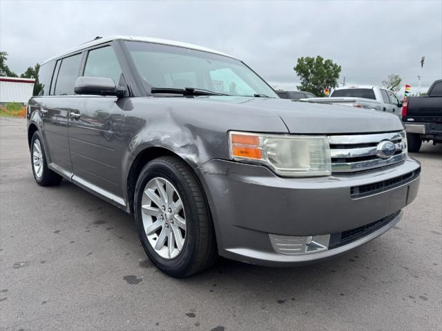 used 2009 Ford Flex car, priced at $2,900