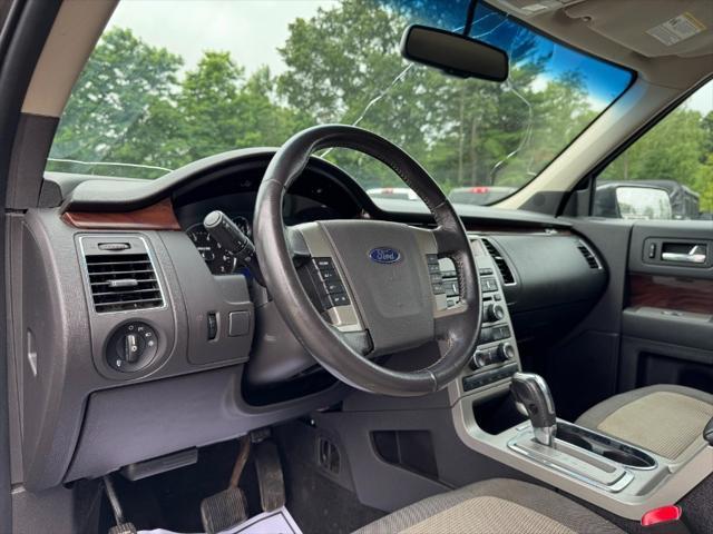 used 2009 Ford Flex car, priced at $2,900
